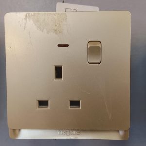 13A Switched Socket Outlet